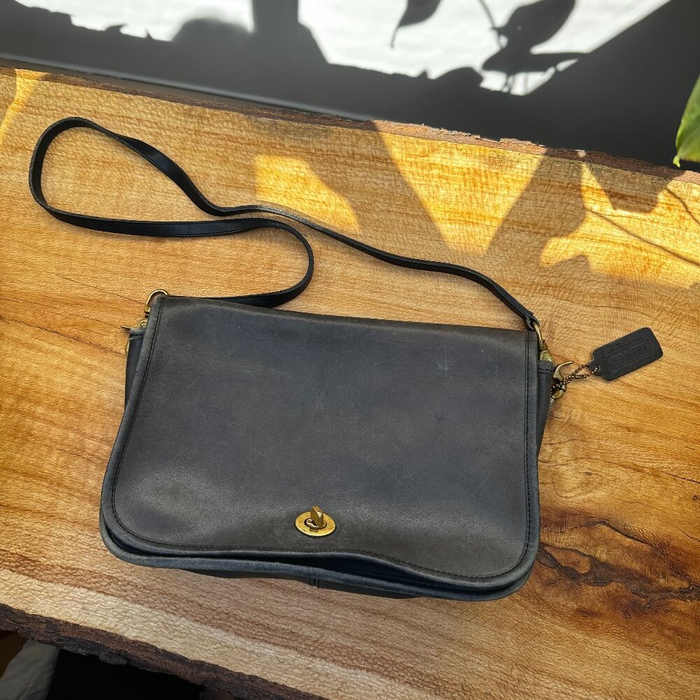 Vintage Coach bag in PERFECT condition - made in NYC (rare!)